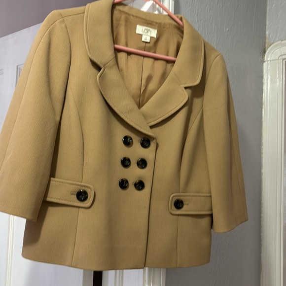 LOFT Jackets & Blazers - Loft taupe blazer with 3/4 sleeves, size 12